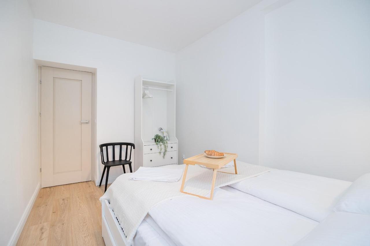 Apartment Shortstaypoland Dabrowszczakow
